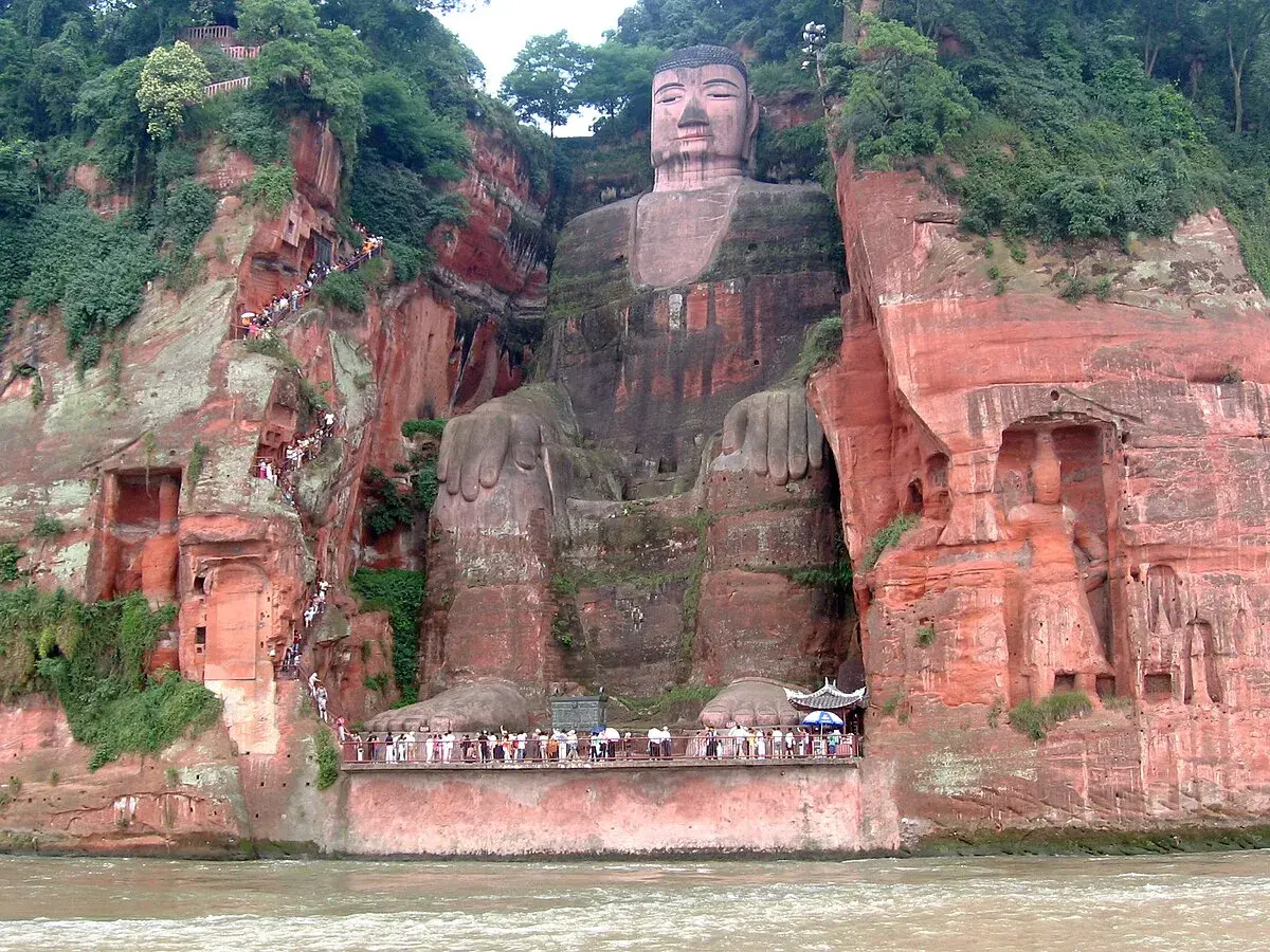 China No Shopping: Chongqing - Chengdu - Emei - Jiuzhaigou - Leshan