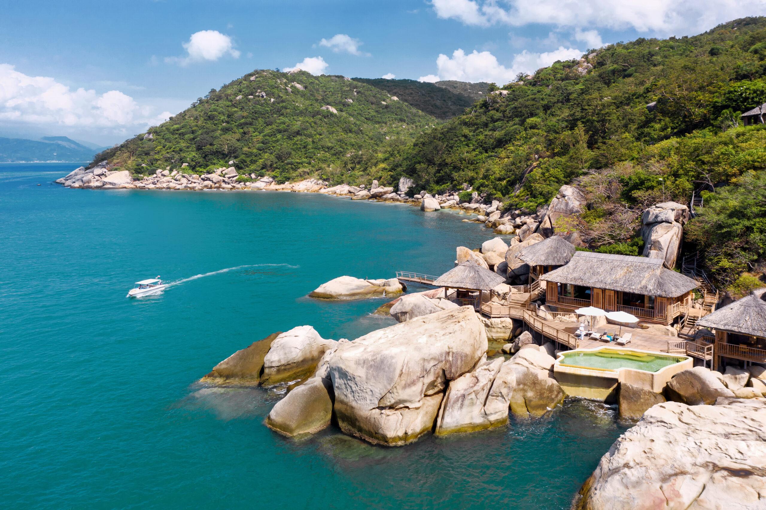 Việt Nam: Miền Trung - Trải Nghiệm Đế Vương Du Thuyền - Tp. Hồ Chí Minh - Nha Trang