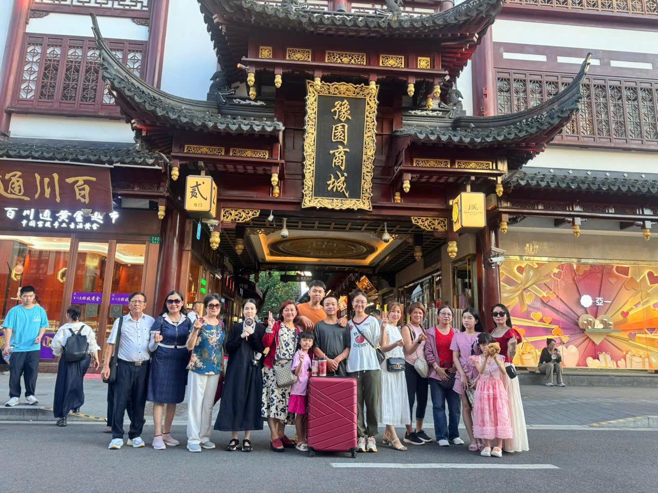 tour-doan-du-lich-trung-quoc-bac-kinh-thuong-hai-to-chau-han-chau-o-tran-6.jpg