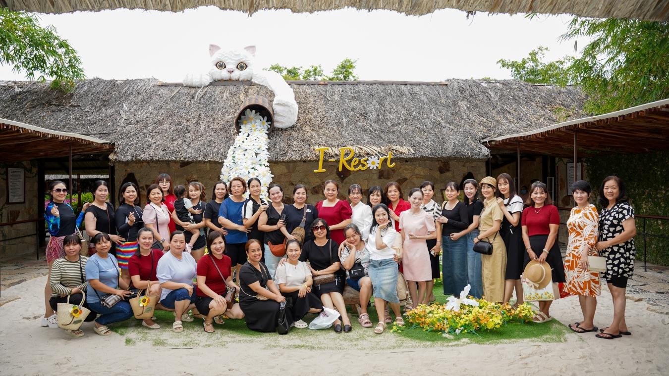 tour-doan-phong-giao-duc-hoc-mon-tham-quan-nha-trang-1.jpg
