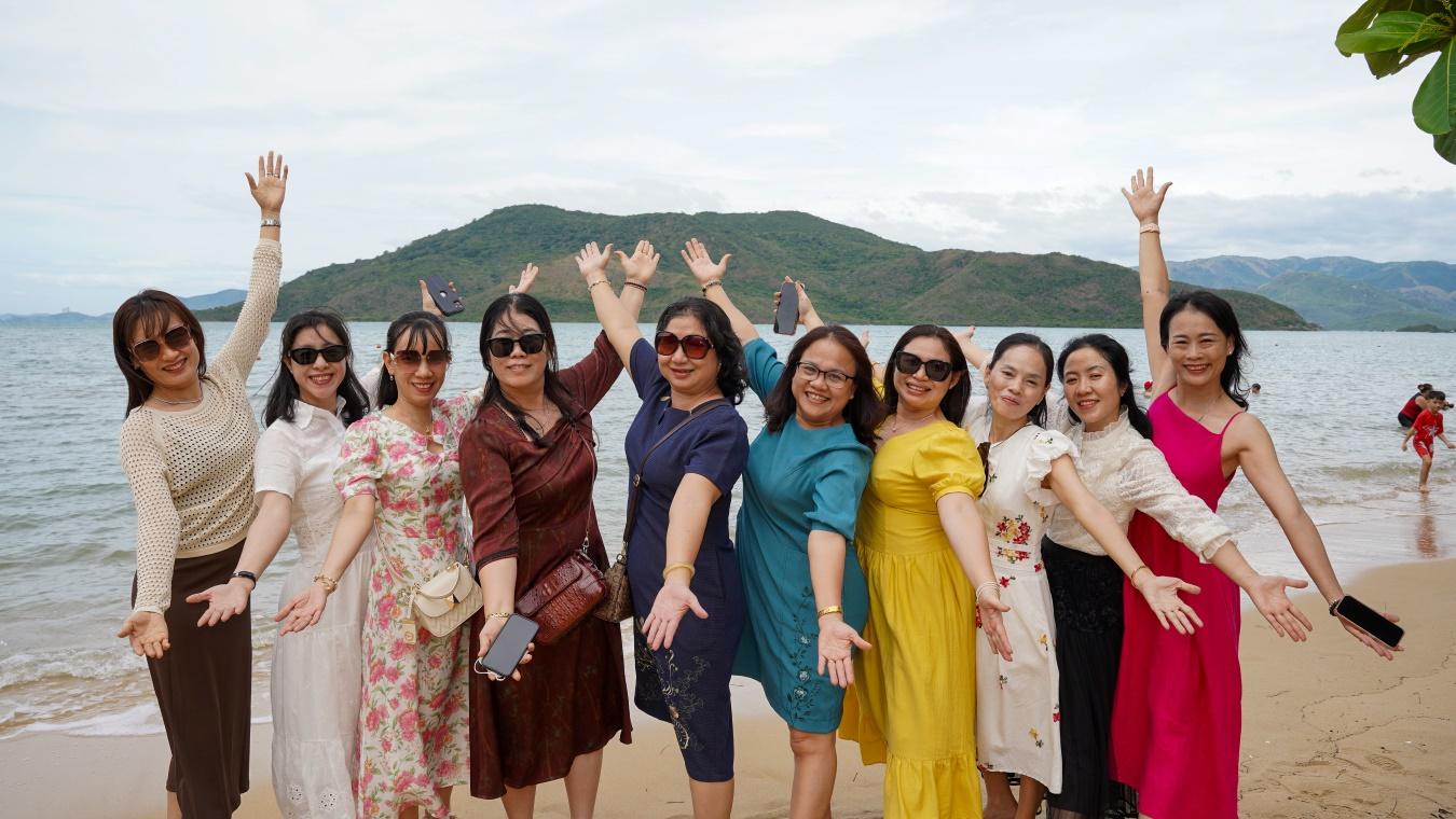 tour-doan-phong-giao-duc-hoc-mon-tham-quan-nha-trang-11.jpg