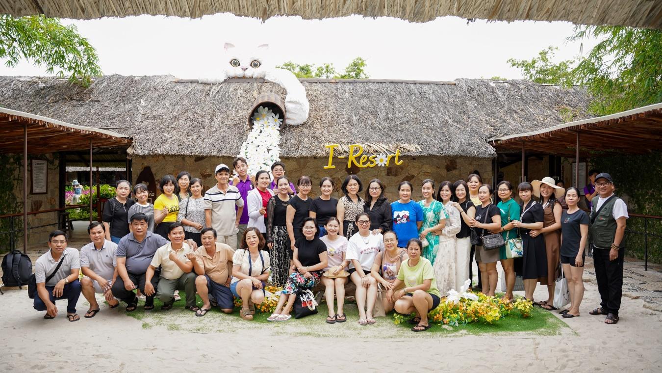 tour-doan-phong-giao-duc-hoc-mon-tham-quan-nha-trang-4.jpg
