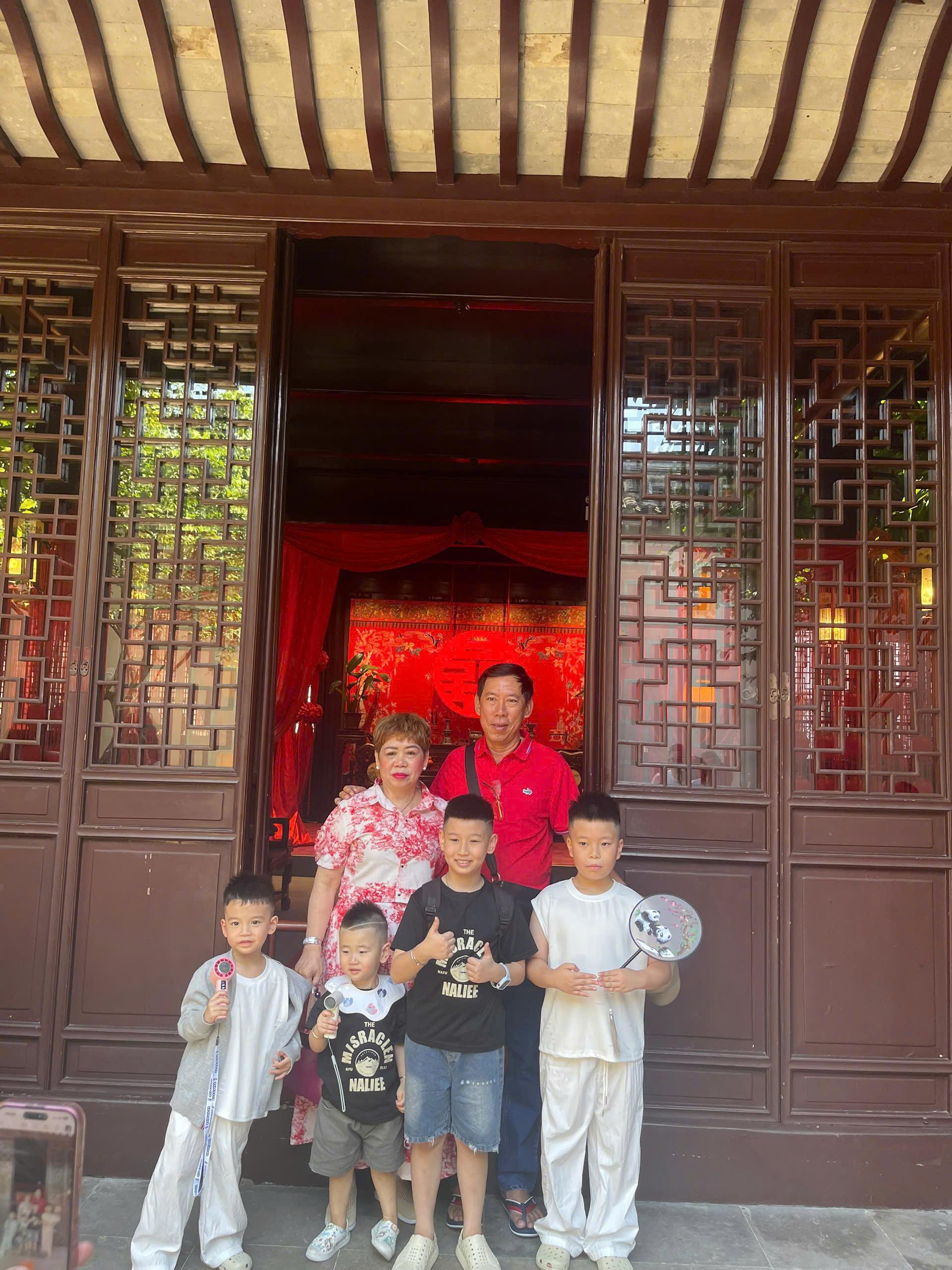 tour-doan-trung-quoc-thuong-hai-disneyland-han-chau-to-chau-o-tran-1.jpg
