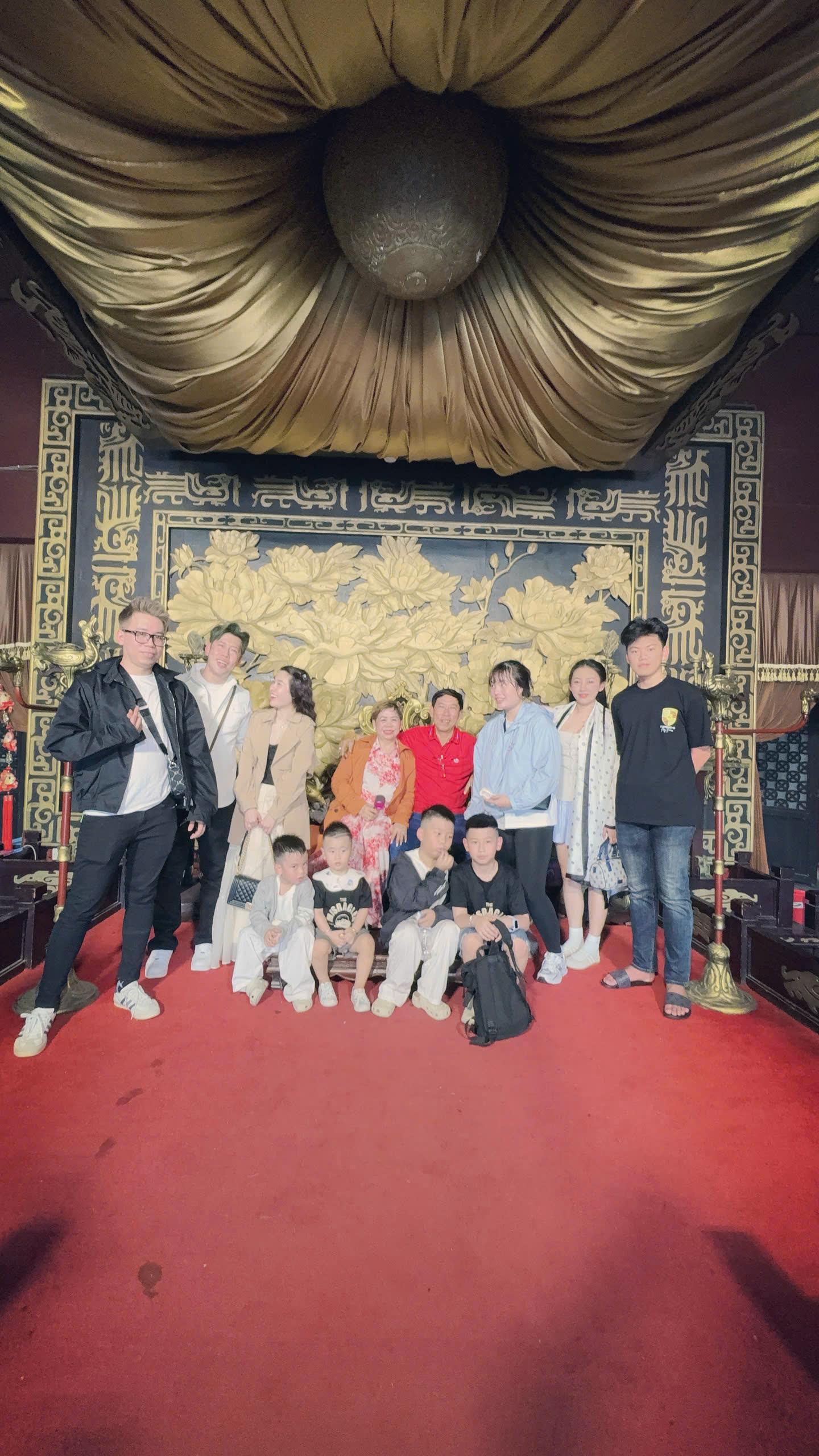 tour-doan-trung-quoc-thuong-hai-disneyland-han-chau-to-chau-o-tran-6.jpg