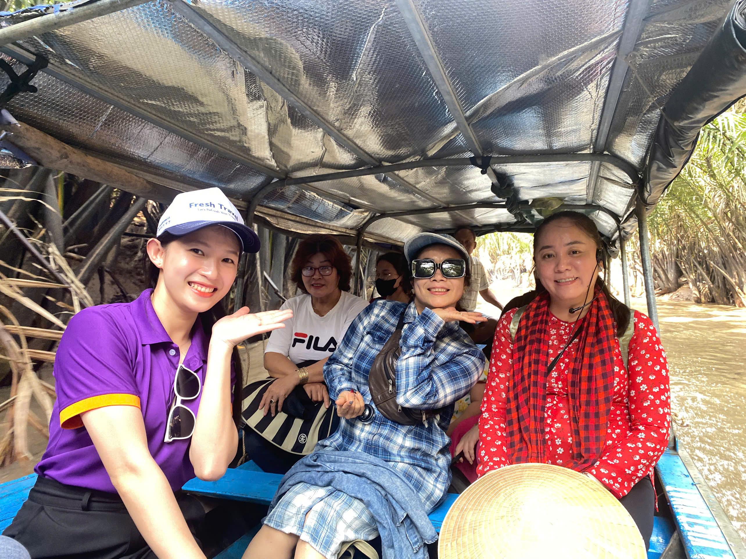 tour-doan-truong-mam-non-bong-hong-kham-pha-mien-tay-1.jpg