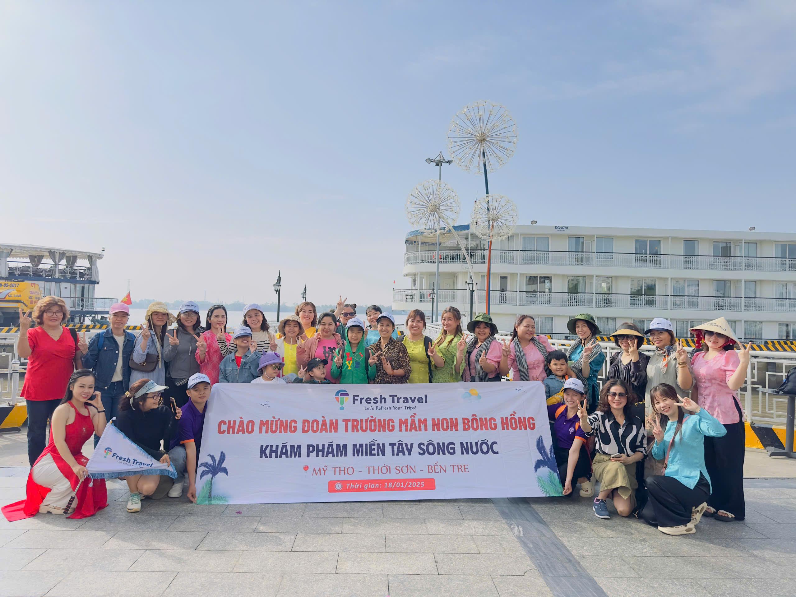 tour-doan-truong-mam-non-bong-hong-kham-pha-mien-tay-5.jpg