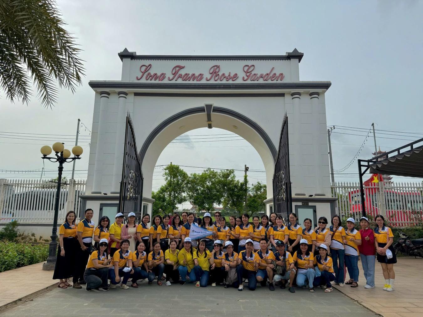 tour-khach-doan-tieu-hoc-phu-tho-hanh-trinh-ve-mien-dat-do-10.jpg
