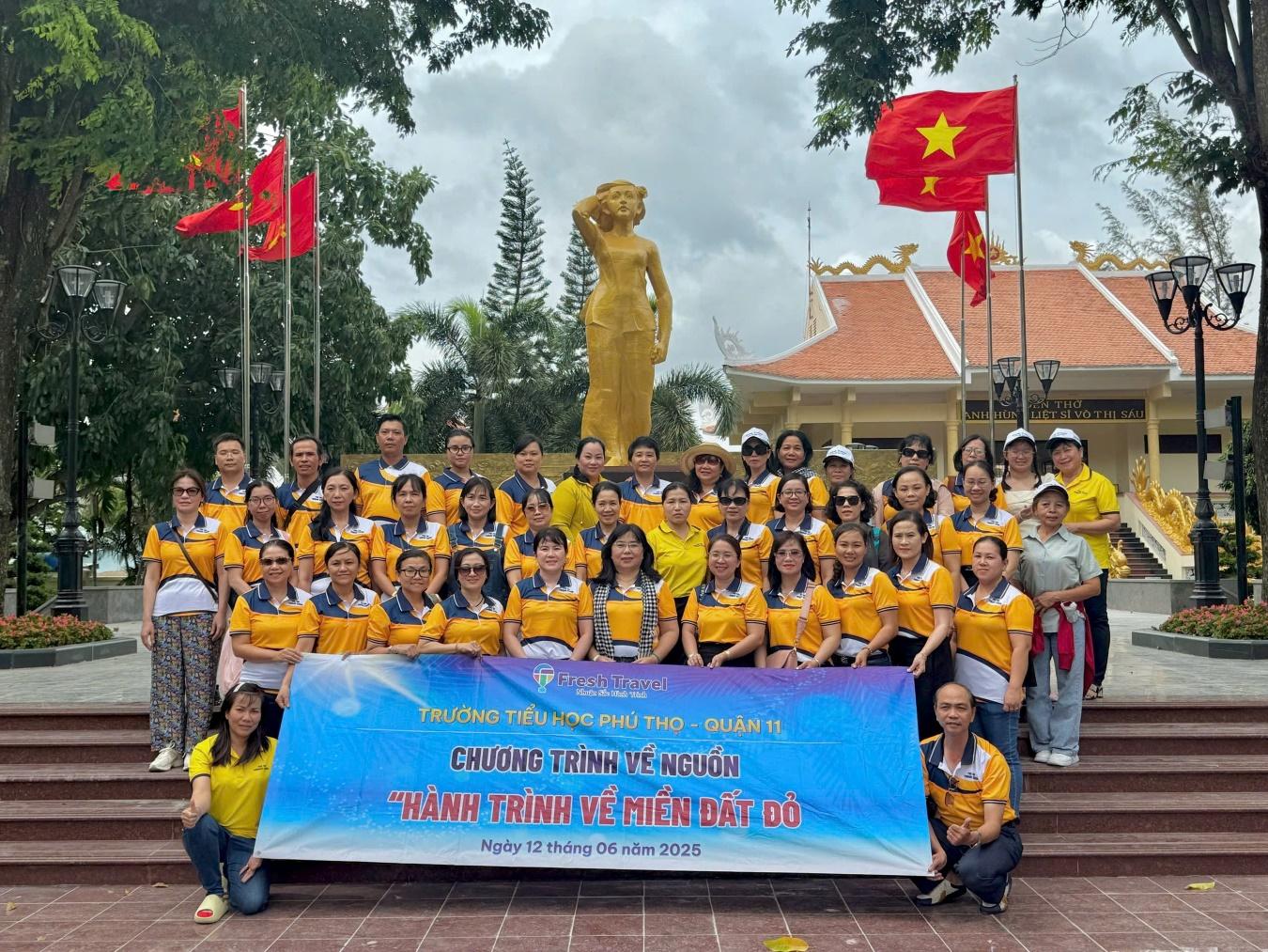 tour-khach-doan-tieu-hoc-phu-tho-hanh-trinh-ve-mien-dat-do-3.jpg