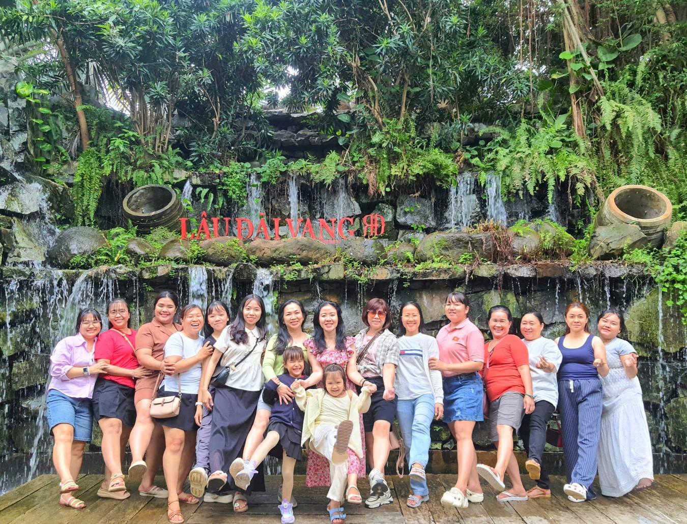 tour-khach-doan-truong-mam-non-cuc-hoa-mi-du-lich-phan-thiet-1-6-1.jpg