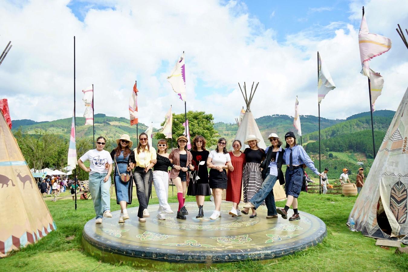tour-khach-doan-truong-mam-non-rang-dong-11-kham-pha-da-lat-5.jpg
