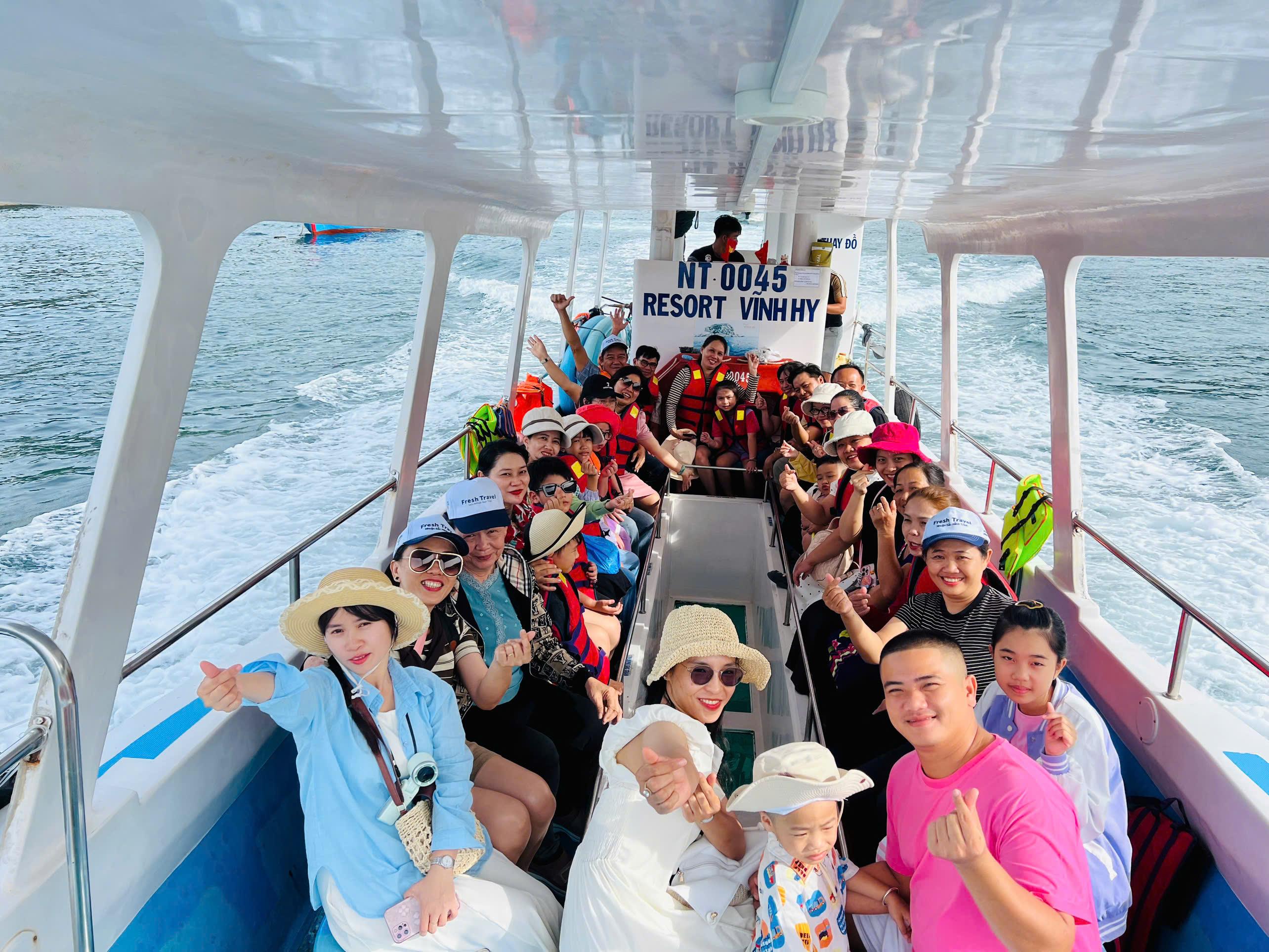 Đoàn Trường Mầm non Sơn Ca - Du lịch Vĩnh Hy 2N1Đ - [10-12/06/2025] - Tour khách đoàn Fresh Travel