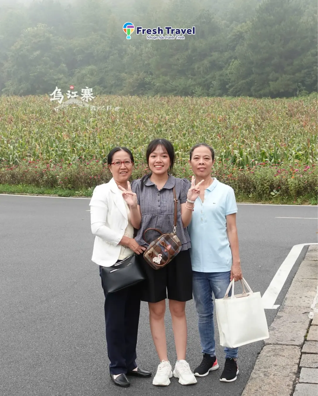 tour-quy-chau-trung-khanh-17jpg.webp
