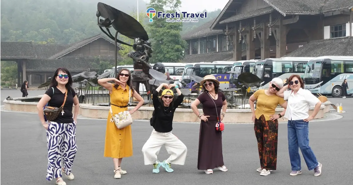 tour-quy-chau-trung-khanh-5jpg.webp